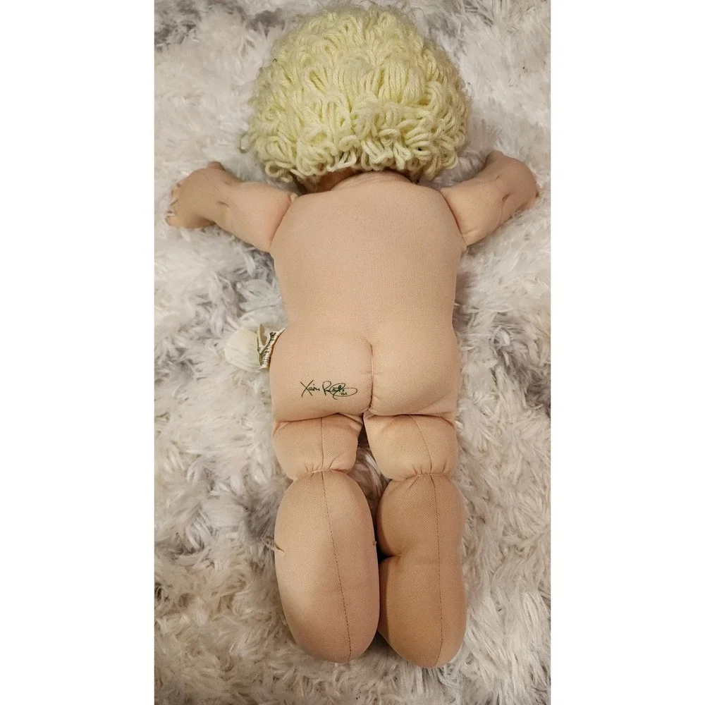 Vintage Cabbage Patch Kids Doll 1978,1982 PA-1044 Yarn Hair Blue Eyes Dimples 84